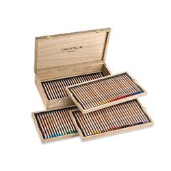 CARAN d'ACHE® LUMINANCE 6901™ Farbstifte Set, 112 Stifte in der Holzbox