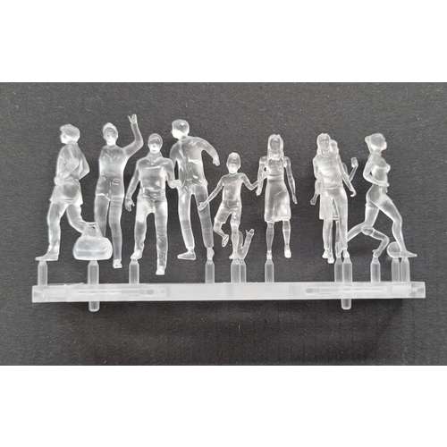 Hermoli Miniatur-Fußgängerfiguren 18er-Set, transparent 